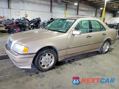 2000 MERCEDES-BENZ C WDBHA24G0YA834468 - główne zdjęcie licytacji z USA - miniatura