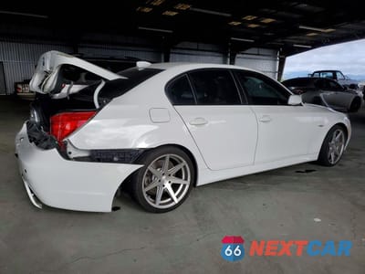 Trzecie zdjęcie samochodu z tyłu: 2010 BMW 550 I VIN:WBANW5C54ACT56540 - miniatura