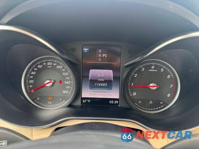 Zdjęcie 8 z 12 samochodu: 2019 MERCEDES-BENZ GLC 300 4MATIC VIN:WDC0G4KB1K1001831 - miniatura