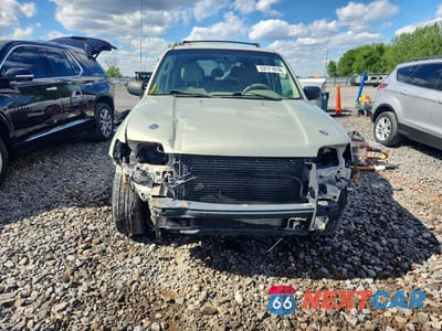 Piąte zdjęcie samochodu w środku: 2006 FORD ESCAPE XLT VIN:1FMYU03196KA11597 - miniatura