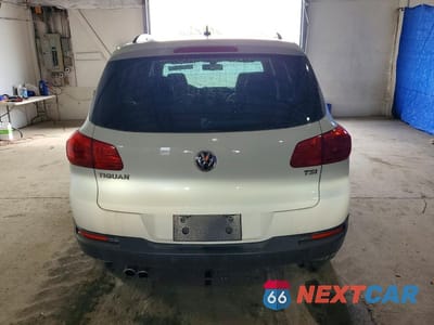 Zdjęcie 6 z 13 samochodu: 2016 VOLKSWAGEN TIGUAN S VIN:WVGAV7AXXGW601803 - miniatura