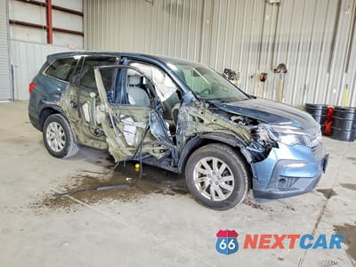 Czwarte zdjęcie samochodu z boku: 2019 HONDA PILOT LX VIN:5FNYF6H14KB098942 - miniatura