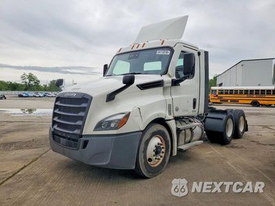 Drugie zdjęcie samochodu z przodu: 2021 FREIGHTLINER CASCADIA 126 SEMI TRUCK VIN:3AKJHLDV2MDMT6388 - miniatura