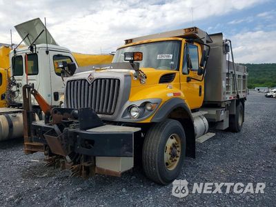 Drugie zdjęcie samochodu z przodu: 2016 INTERNATIONAL 7400 DUMP TRUCK VIN:1HTWDAARXGH135597 - miniatura