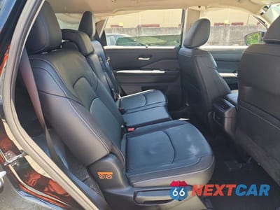 Zdjęcie 11 z 14 samochodu: 2025 NISSAN PATHFINDER SL VIN:5N1DR3CA2SC209119 - miniatura