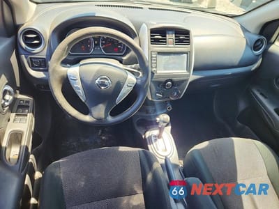 Zdjęcie 8 z 12 samochodu: 2019 NISSAN VERSA SV VIN:3N1CN7AP4KL878056 - miniatura