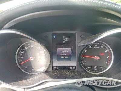 Zdjęcie 9 z 12 samochodu: 2015 MERCEDES-BENZ C 300 4MATIC VIN:55SWF4KBXFU087462 - miniatura