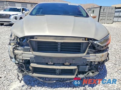 Piąte zdjęcie samochodu w środku: 2017 FORD FUSION VIN:3FA6P0RU0HR105828 - miniatura