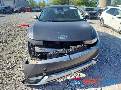 Piąte zdjęcie samochodu w środku: 2023 HYUNDAI IONIQ 5 SEL VIN:KM8KNDAF3PU163325 - miniatura