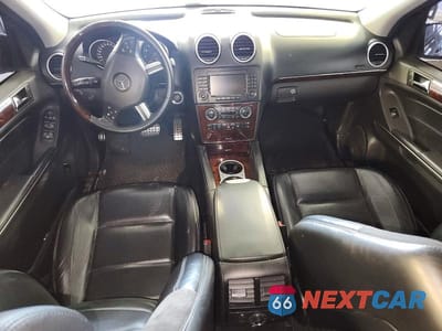 Zdjęcie 8 z 13 samochodu: 2007 MERCEDES-BENZ ML 63 AMG VIN:4JGBB77E17A199878 - miniatura
