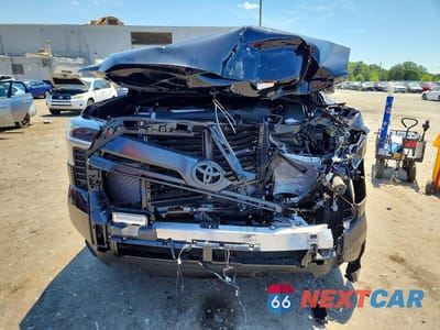 Piąte zdjęcie samochodu w środku: 2026 TOYOTA TUNDRA SR5 VIN:5TFLA5DB8TX384754 - miniatura
