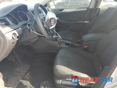 Zdjęcie 7 z 13 samochodu: 2015 VOLKSWAGEN JETTA SE VIN:3VWD17AJXFM223146 - miniatura