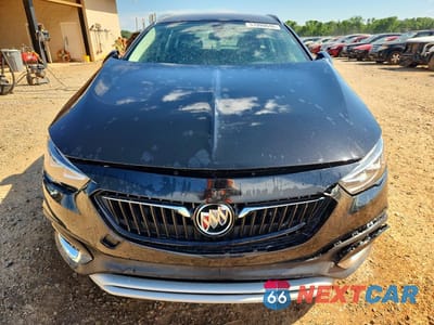 Piąte zdjęcie samochodu w środku: 2018 BUICK REGAL TOURX ESSENCE VIN:W04GV8SX1J1153226 - miniatura