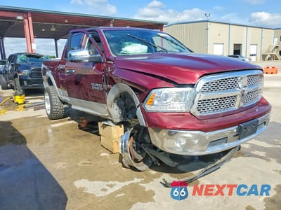 Czwarte zdjęcie samochodu z boku: 2017 RAM 1500 LARAMIE VIN:1C6RR6NT8HS708779 - miniatura