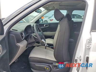 Zdjęcie 7 z 14 samochodu: 2024 HYUNDAI VENUE SEL VIN:KMHRC8A3XRU329084 - miniatura