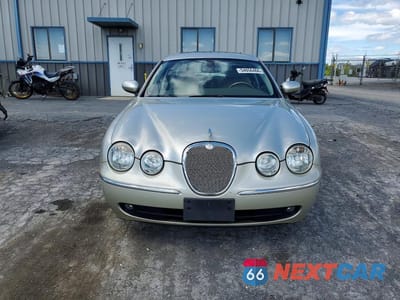 Piąte zdjęcie samochodu w środku: 2006 JAGUAR S-TYPE 4.2 VIN:SAJWA01B46HN58498 - miniatura