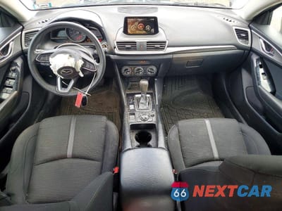 Zdjęcie 8 z 12 samochodu: 2017 MAZDA 3 SPORT VIN:3MZBN1U75HM153535 - miniatura