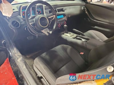 Zdjęcie 8 z 12 samochodu: 2010 CHEVROLET CAMARO LS VIN:2G1FA1EV6A9168923 - miniatura