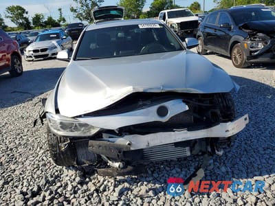 Piąte zdjęcie samochodu w środku: 2013 BMW 335 I VIN:WBA3A9C51DF078065 - miniatura