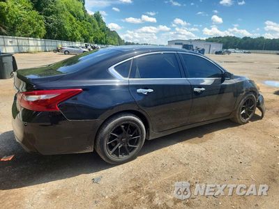Trzecie zdjęcie samochodu z tyłu: 2018 NISSAN ALTIMA 2.5 S VIN:1N4AL3AP9JC478643 - miniatura