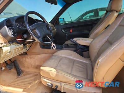 Zdjęcie 7 z 12 samochodu: 1994 BMW 325 IC AUTOMATIC VIN:WBABJ632XRJD32606 - miniatura