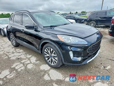 Czwarte zdjęcie samochodu z boku: 2020 FORD ESCAPE TITANIUM VIN:1FMCU9J96LUB16461 - miniatura