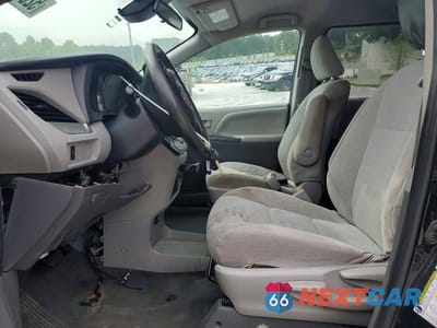 Zdjęcie 7 z 13 samochodu: 2020 TOYOTA SIENNA L VIN:5TDZZ3DCXLS086440 - miniatura