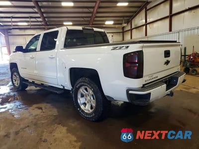 Drugie zdjęcie samochodu z przodu: 2016 CHEVROLET SILVERADO K1500 LT VIN:3GCUKREC2GG158669 - miniatura