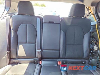 Zdjęcie 10 z 14 samochodu: 2019 VOLVO XC40 T5 R-DESIGN VIN:YV4162UM7K2048658 - miniatura