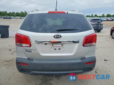 Zdjęcie 6 z 13 samochodu: 2012 KIA SORENTO LX VIN:5XYKTDA69CG299044 - miniatura