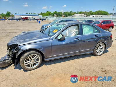 2013 MERCEDES-BENZ C 300 4MATIC WDDGF8AB1DA885469 - główne zdjęcie licytacji z USA - miniatura