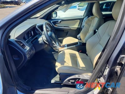Zdjęcie 7 z 13 samochodu: 2016 VOLVO XC60 T6 PLATINUM VIN:YV449MRM2G2888766 - miniatura