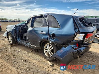 Drugie zdjęcie samochodu z przodu: 2014 KIA SORENTO LX VIN:5XYKT3A69EG446220 - miniatura