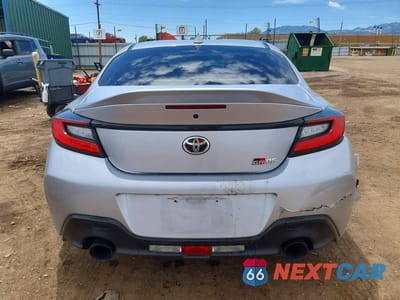 Zdjęcie 6 z 12 samochodu: 2025 TOYOTA GR 86 VIN:JF1ZNBE15S9758894 - miniatura