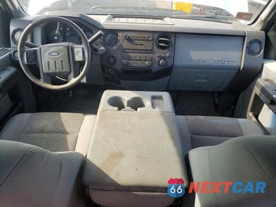 Zdjęcie 8 z 12 samochodu: 2012 FORD F250 SUPER DUTY VIN:1FT7X2B68CEB82237 - miniatura