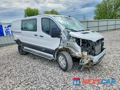Czwarte zdjęcie samochodu z boku: 2025 FORD TRANSIT 250 DELIVERY VAN VIN:1FTBR1Y80SKA87453 - miniatura