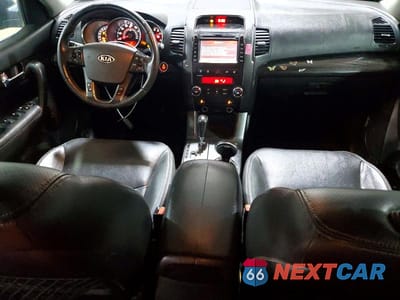 Zdjęcie 8 z 14 samochodu: 2011 KIA SORENTO EX VIN:5XYKUDA28BG059038 - miniatura
