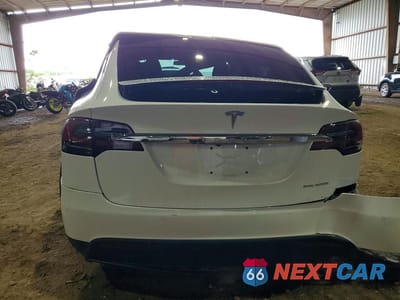 Zdjęcie 6 z 11 samochodu: 2021 TESLA MODEL X VIN:5YJXCDE29MF321579 - miniatura