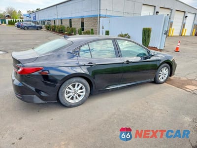 Trzecie zdjęcie samochodu z tyłu: 2025 TOYOTA CAMRY LE VIN:4T1DAACK0SU044685 - miniatura
