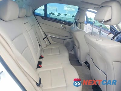 Zdjęcie 10 z 12 samochodu: 2014 MERCEDES-BENZ E 350 VIN:WDDHF5KB9EB032539 - miniatura