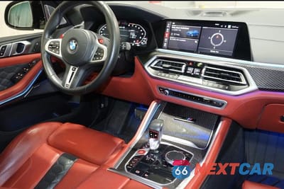 Zdjęcie 9 z 10 samochodu: 2021 BMW X5 M VIN:5YMJU0C09M9E32439 - miniatura