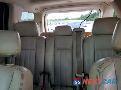 Zdjęcie 10 z 13 samochodu: 2004 LINCOLN AVIATOR VIN:5LMEU88H44ZJ53137 - miniatura
