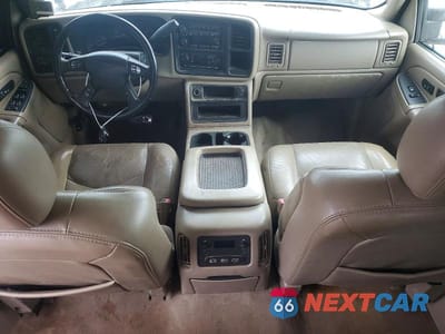 Zdjęcie 8 z 12 samochodu: 2006 CHEVROLET SILVERADO K2500 HEAVY DUTY VIN:1GCHK23266F119229 - miniatura