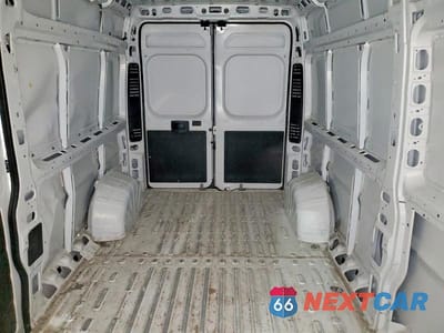 Zdjęcie 10 z 13 samochodu: 2025 RAM PROMASTER 2500 2500 HIGH VIN:3C6LRVDG5SE513902 - miniatura