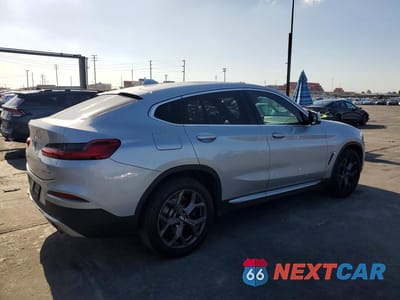 Trzecie zdjęcie samochodu z tyłu: 2021 BMW X4 XDRIVE30I VIN:5UX2V1C02M9H86995 - miniatura
