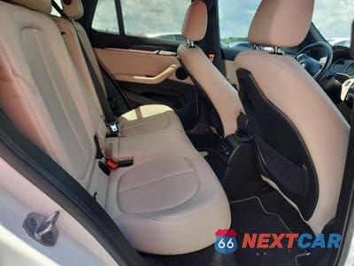 Zdjęcie 10 z 12 samochodu: 2021 BMW X1 SDRIVE28I VIN:WBXJG7C02M5S78320 - miniatura