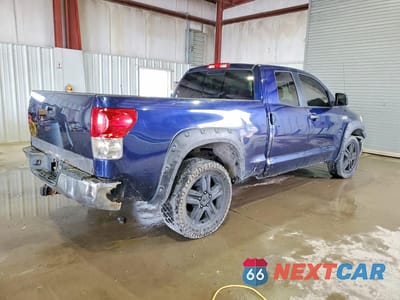 Trzecie zdjęcie samochodu z tyłu: 2007 TOYOTA TUNDRA DOUBLE CAB SR5 VIN:5TBBV54197S490691 - miniatura