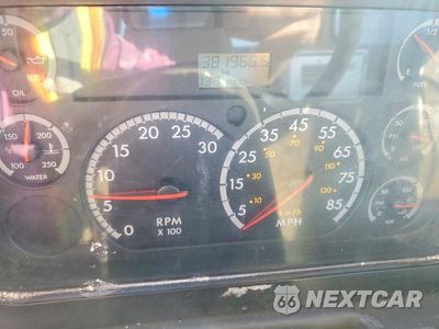 Zdjęcie 8 z 10 samochodu: 2006 STERLING TRUCK ACTERRA VIN:2FZACGCS66AN72319 - miniatura