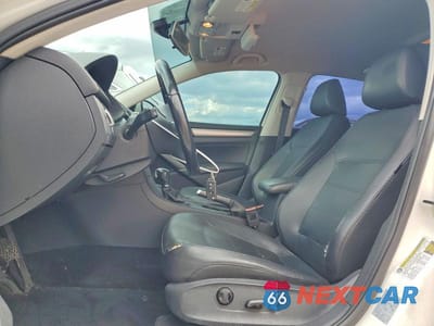 Zdjęcie 7 z 12 samochodu: 2014 VOLKSWAGEN PASSAT S VIN:1VWAT7A35EC052188 - miniatura