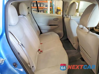 Zdjęcie 11 z 13 samochodu: 2012 NISSAN LEAF SV VIN:JN1AZ0CP5CT026604 - miniatura